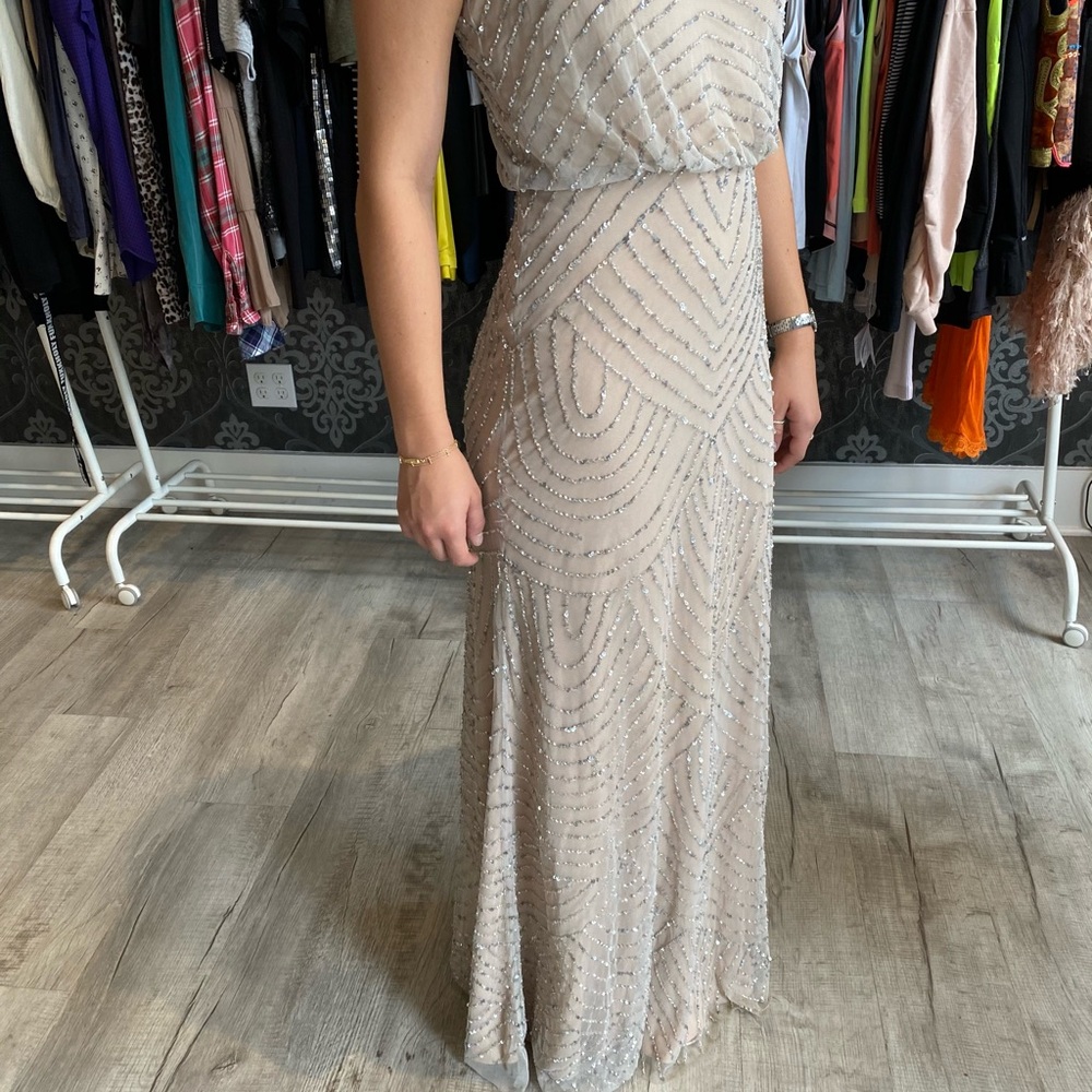 Gorgeous Adrianna Papell gown! - Picture 2 of 5